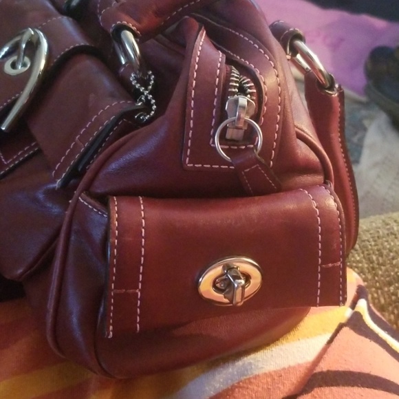 Coach purse - Picture 4 of 4
